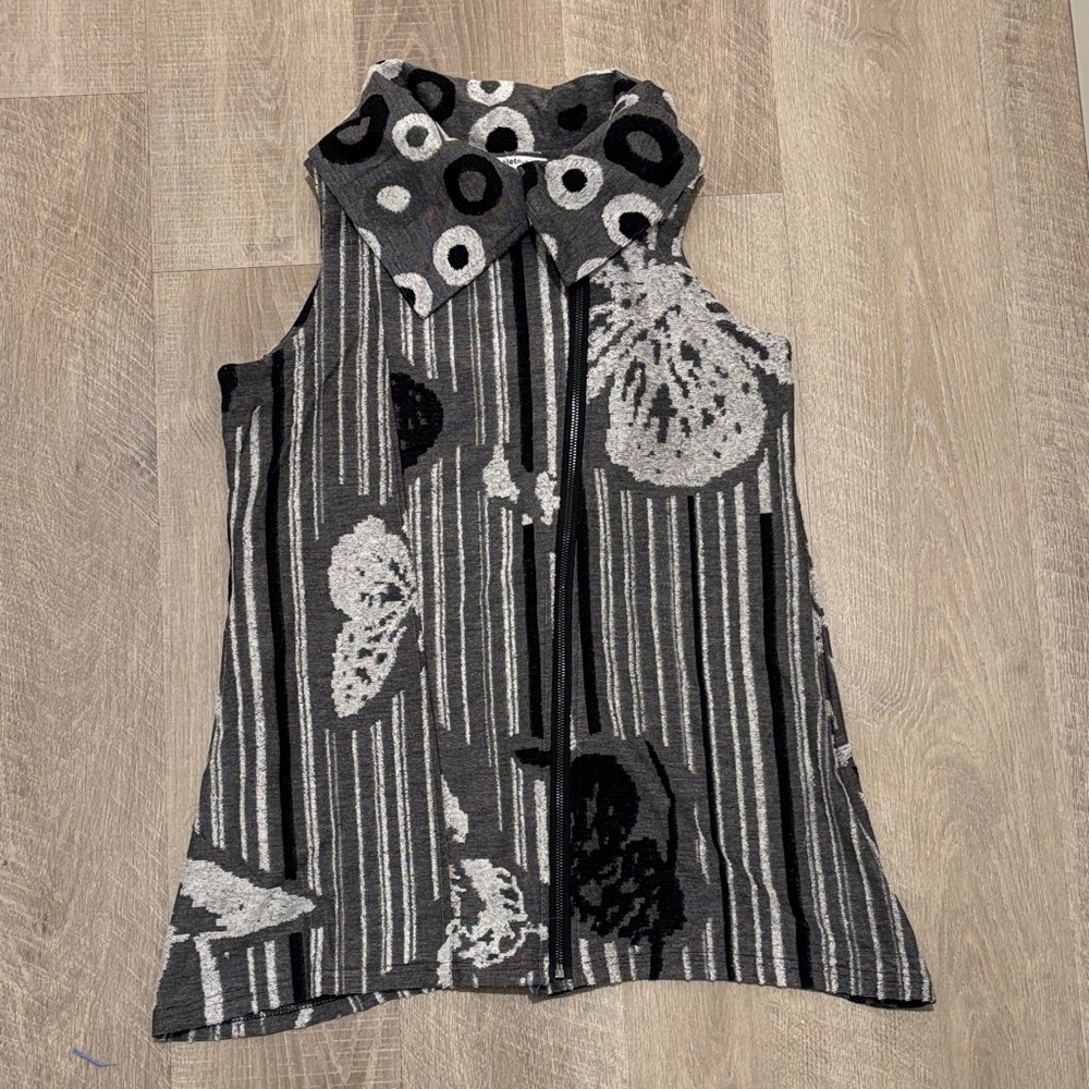 Elegant Black and Gray Women's Blouse